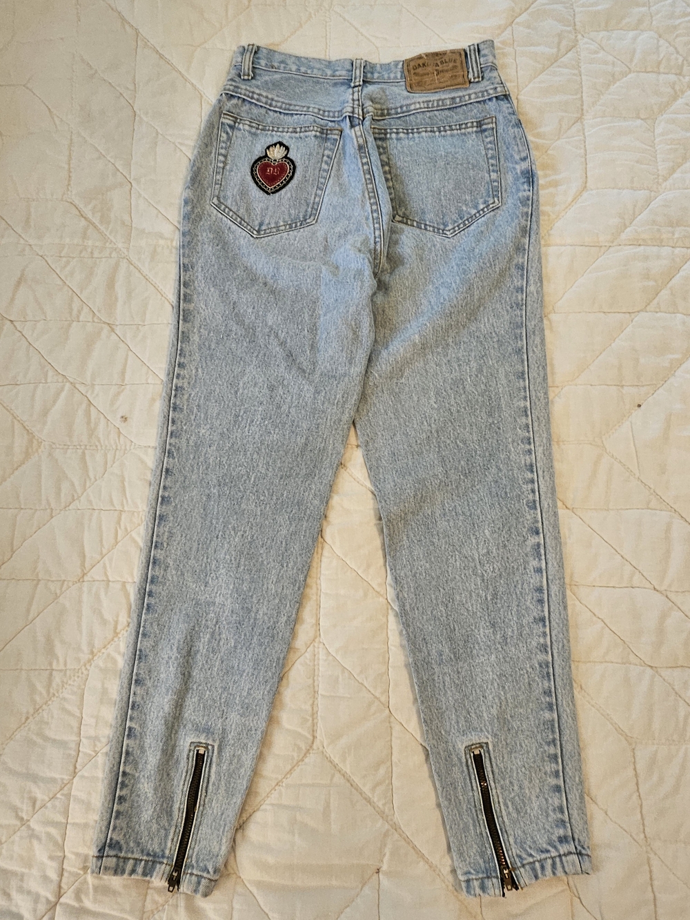 Dakota Blue Stonewashed Skinny Ankle Rhinestone Accented Jeans- Size 9 - Picture 3 of 13